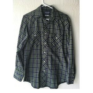 Wrangler pearl snap shirt
